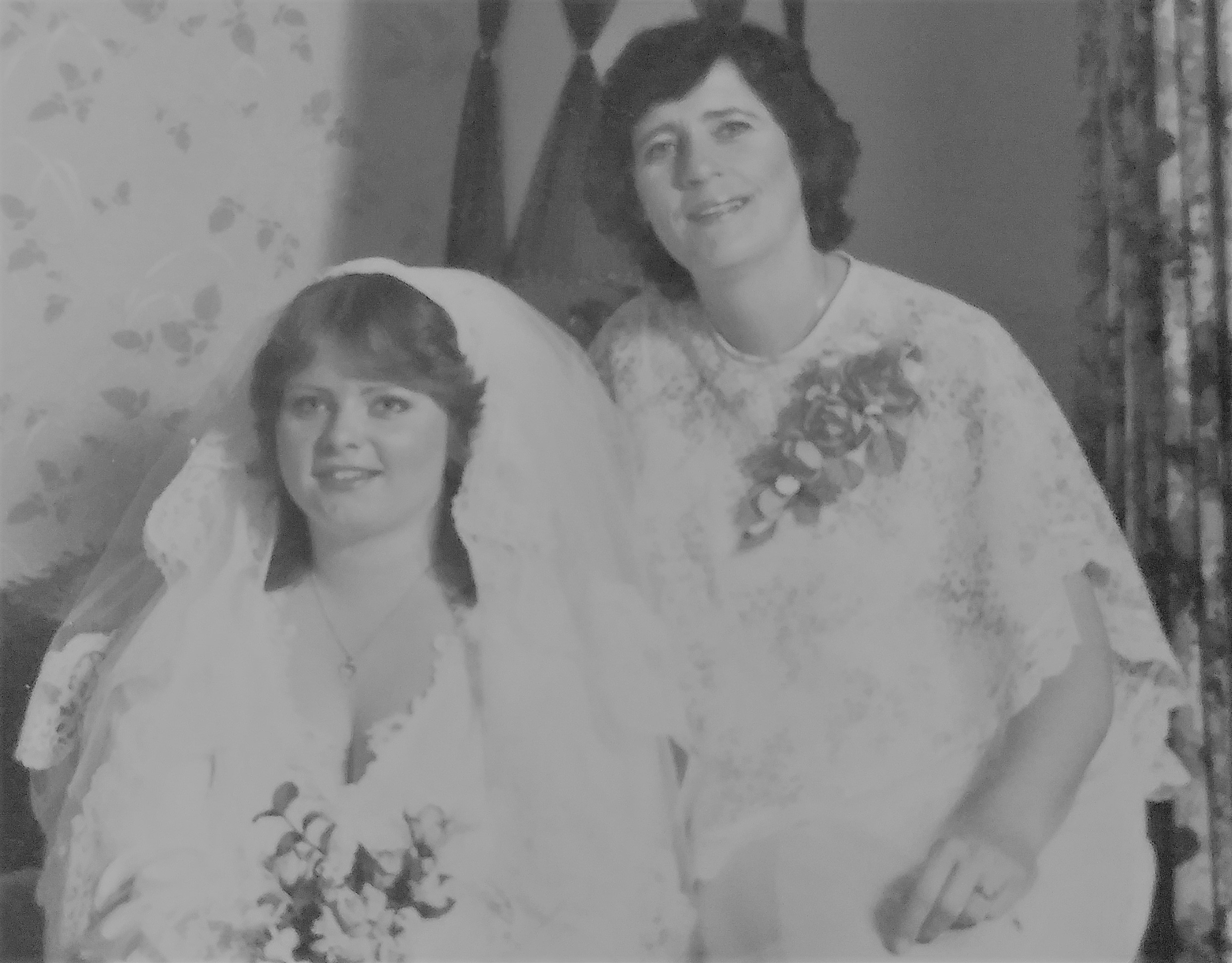 Lori as a bride with her mother beside her in 1980